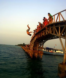 Jembatan cinta (4)